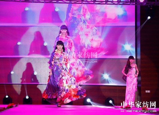 紫羅蘭2013秋冬訂貨會盛大開幕