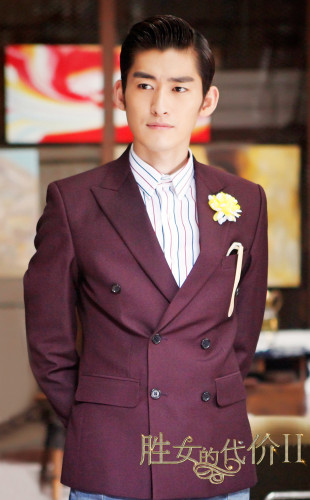 ����Ů�Ĵ��r2�����ڲ��������ɫ����