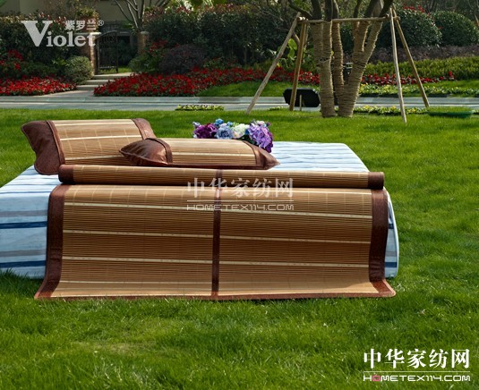 紫羅蘭家紡蕩滌塵埃的雨