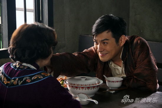 嚴(yán)寬歸亞蕾《春刑》演繹中國式祖孫