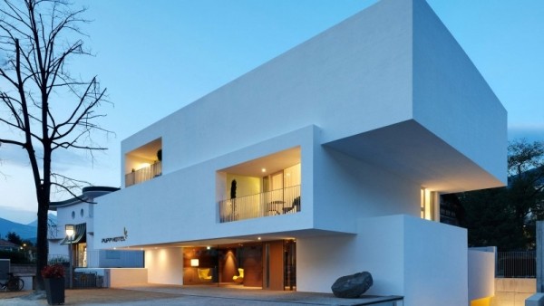 未來感意大利BressanonePupp酒店