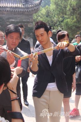 《精忠岳飛》唐季禮黃曉明岳王廟拜謁