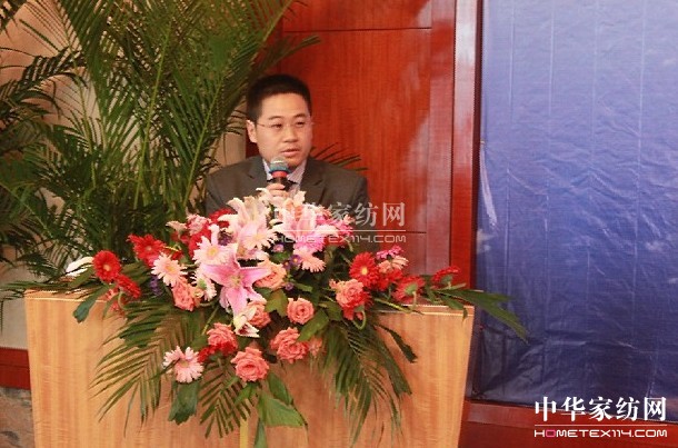 婼曼緹2013秋冬新品發布會開幕