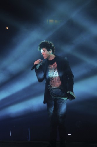 陳曉東透視裝露點助陣好友HIGH全場