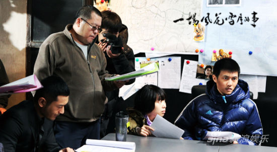 《風(fēng)花雪月》曝制作特輯楊穎飛車驚險(xiǎn)