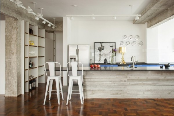 不同風格混搭裸色梁柱現代公寓