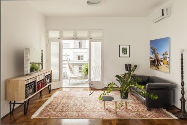 不同風格混搭裸色梁柱現代公寓