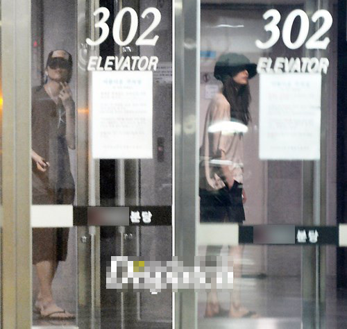 公司承認元斌李娜英相戀