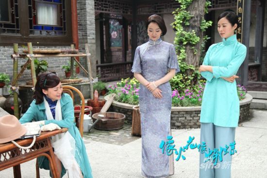 ����𻨡���ҹ�չپ��b������Ļ���c��