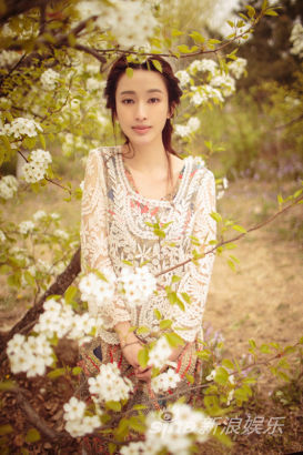 張儷寫真復古美如油畫詮釋溫婉靜謐