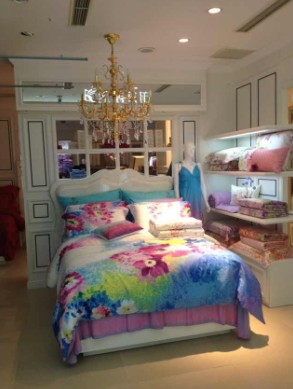 凱盛天津友誼商廈專柜新形象面世