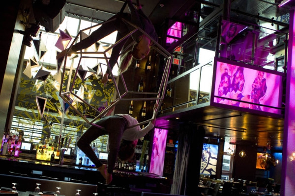 棱鏡藝術(shù)的夢幻餐廳