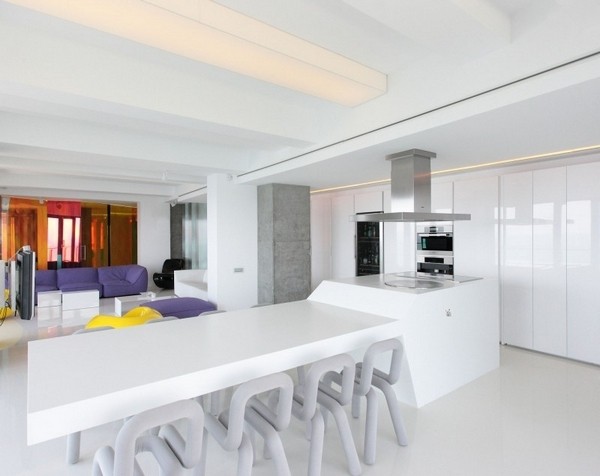 色彩視覺盛宴!羅馬尼亞H公寓