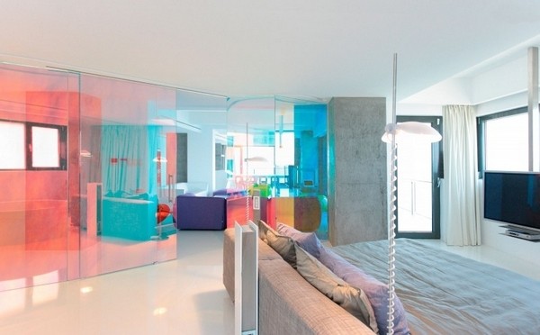 色彩視覺盛宴!羅馬尼亞H公寓