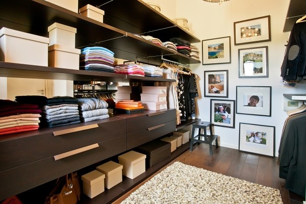 藍天下的西班牙獨特住宅