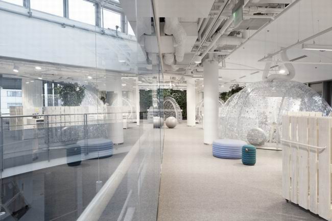 博士倫波蘭華沙辦公室