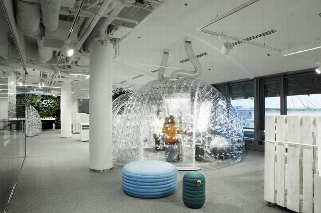 博士倫波蘭華沙辦公室