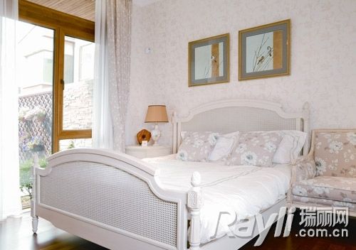 神奇的別墅裝飾把春天留在家里