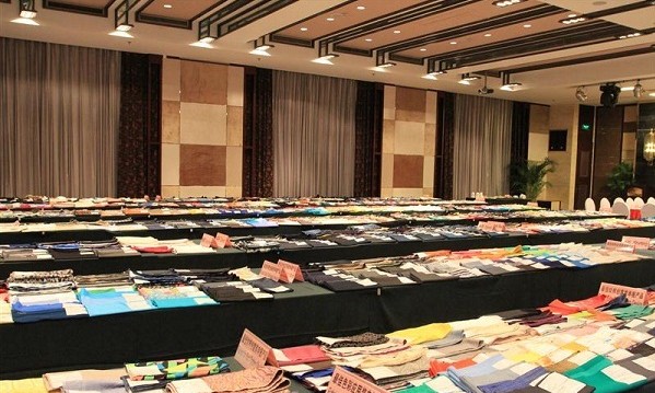 引領中國流行面料推動面料開發