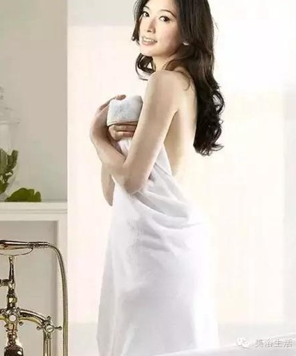 美浴生活:林志玲胸圍86.36cm,得穿多大號的浴袍啊!